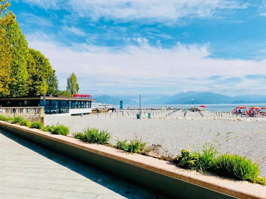 Sunshine On Garda Lake Дезенцано-дель-Гарда Екстер'єр фото